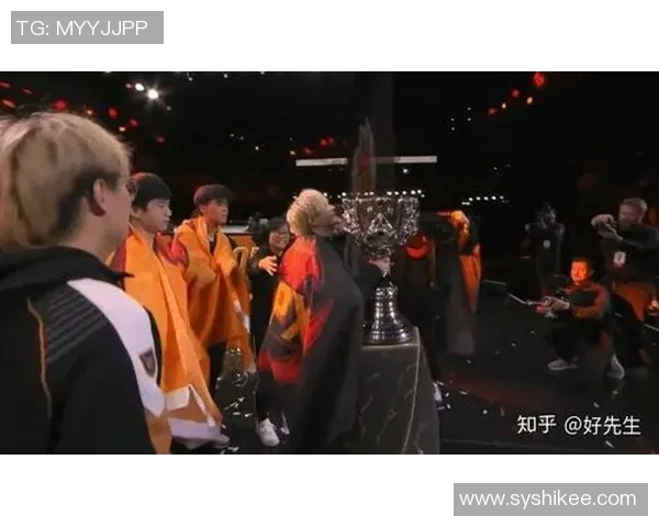 青年赛点评：FPX以迅猛速度展现战术灵活性与团队协作能力