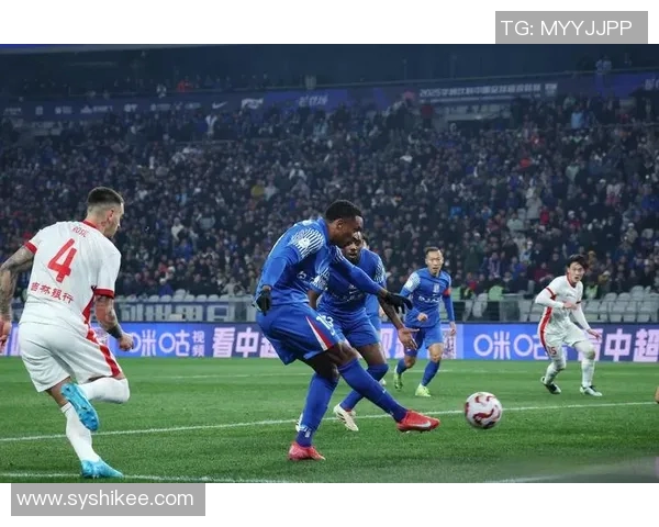 上海足球队控制力分析：如何影响球队表现与未来发展